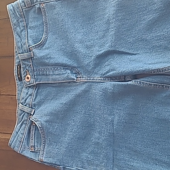 Massimo Dutti Bootcut Medium Wash Jeans size 6 - Picture 2 of 7